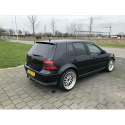 Volkswagen Golf 2.8 V6 150KW 4MOTION 1999 Zwart