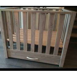 Twf box Robin kleur grijs inclusief boxmatras