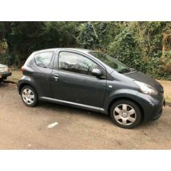Toyota Aygo 1.0 12V Vvt-i 3DRS MMT 2008 Grijs