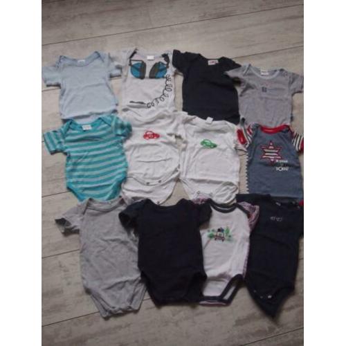 12 rompers korte mouw maat 62/68