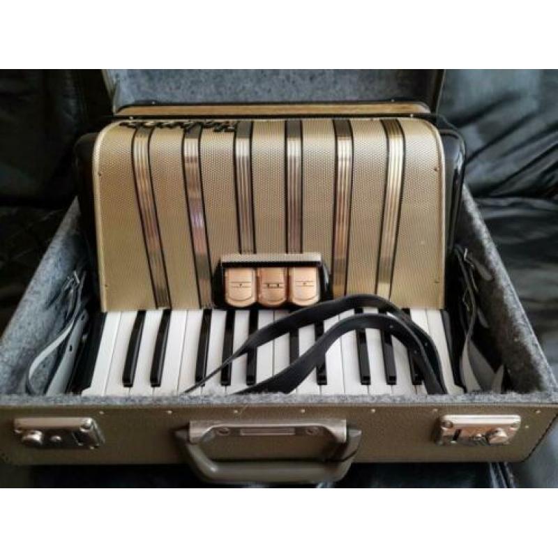 Hohner concerto 1