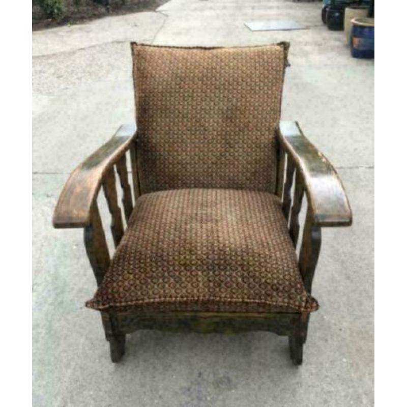 brocante stoel met vernieuwde kussens