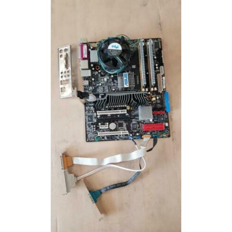 Asus P5WD2 moederbord + processor + geheugen + 1 GB Video