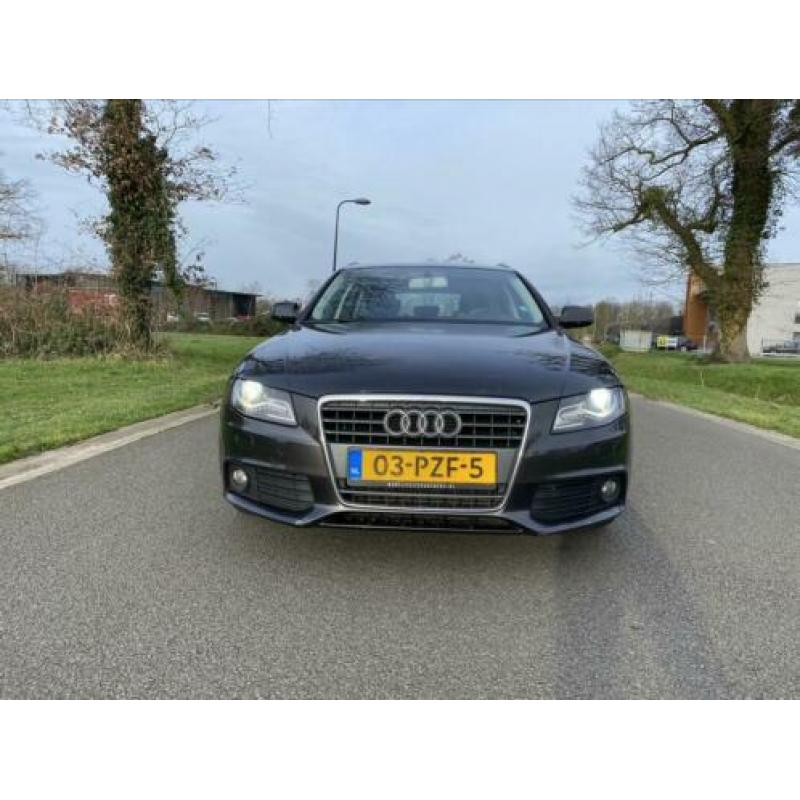 Audi A4 2.0 TDI 105KW Avant 2010 Sportstoelen Navi Roofrails