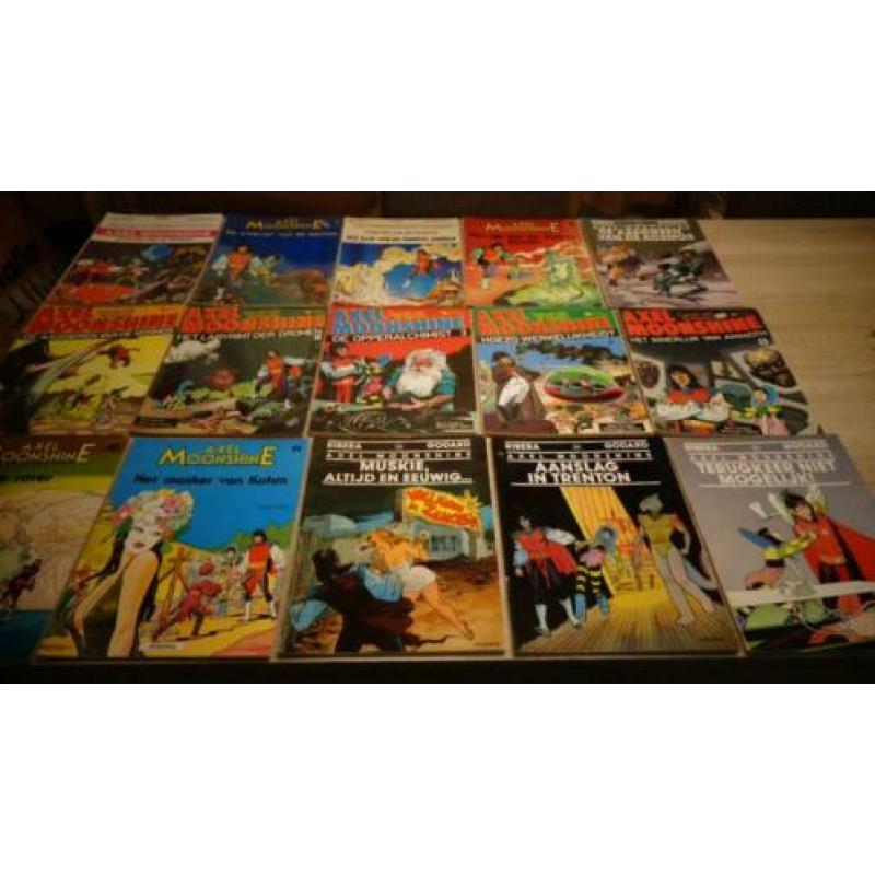 Axel Moonshine stripboeken 15 stuks (zeer) goede tm zgan sta