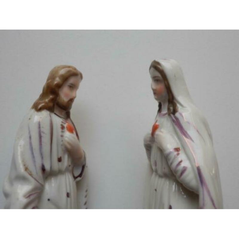 2 beeldjes Maria + Christus Heilig Hart porselein / 18.5 cm.