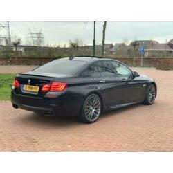 BMW 5-Serie 3.0 M550d LCI Xdrive M-Pakket . Schijfdak Softc