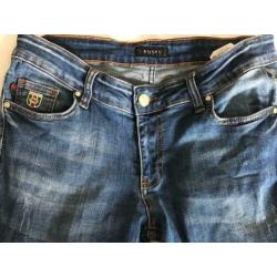 Gucci vrouwenbroek maat 32