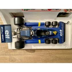 Tyrrell P34/2 modelauto merk BURAGO in OVP schaal 1:14