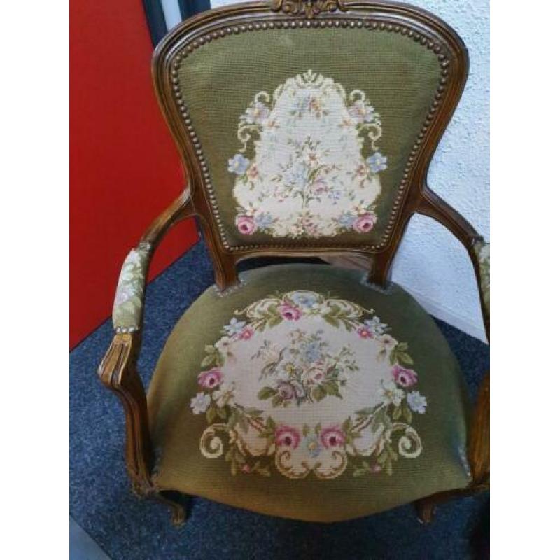 Uitverkoop !! 3 franse louis xvi stoelen voor €95,-!