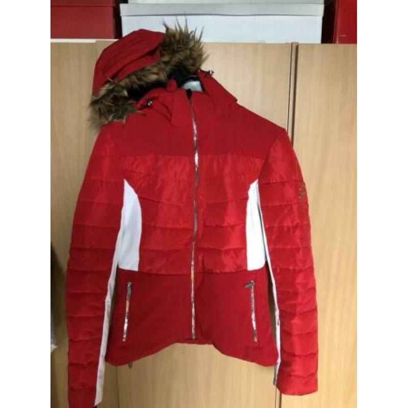 Mooie rode ski jas maat 36/38