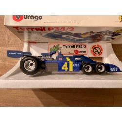 Tyrrell P34/2 modelauto merk BURAGO in OVP schaal 1:14