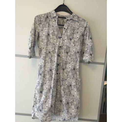 Expresso jurkje blousejurk wit/ donkerblauw maat 34