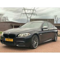 BMW 5-Serie 3.0 M550d LCI Xdrive M-Pakket . Schijfdak Softc