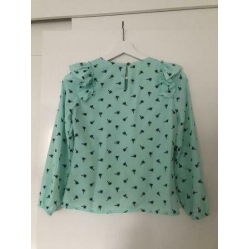 Blouse Europe Kids mt 134/140 In nieuwstaat!