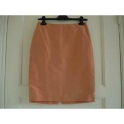 Pauw rok mt 3 =36-38 zalm kleur 100 % zijde glans feest
