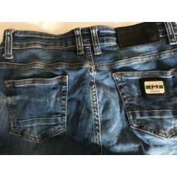 Gucci vrouwenbroek maat 32