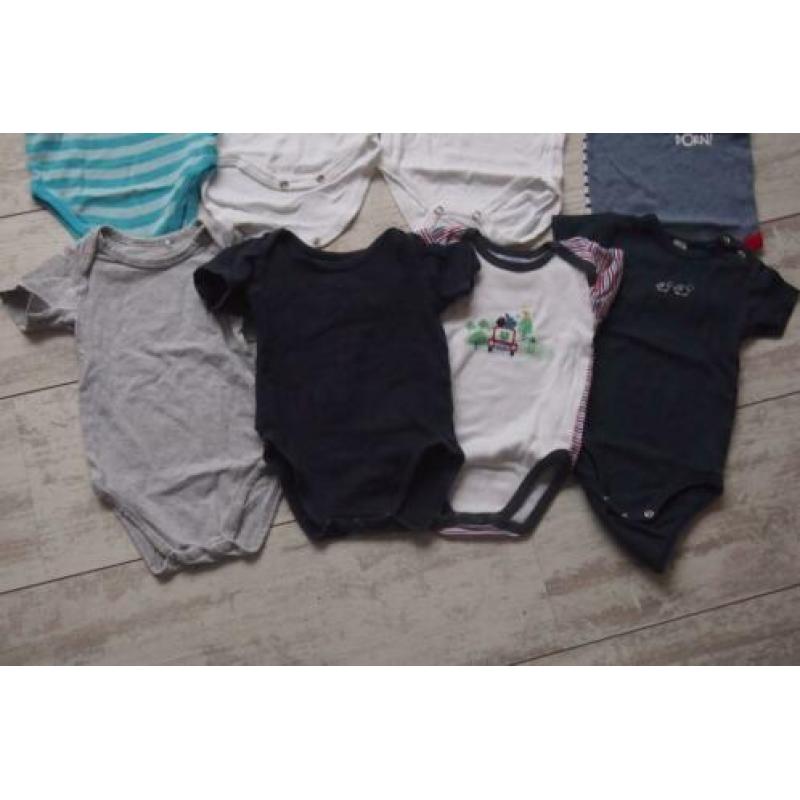 12 rompers korte mouw maat 62/68