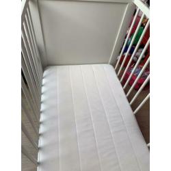 Ledikanten met Matras ikea