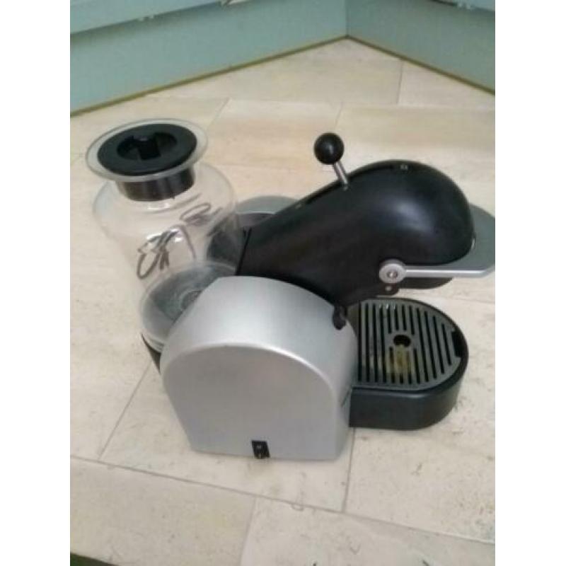 Magimix nespresso apparaat met melkopschuimer.