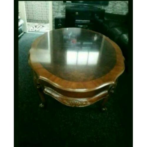 Mooie salontafel donker bruin