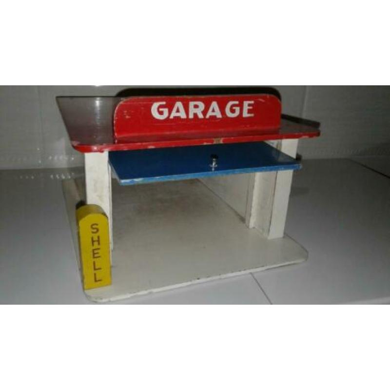 Shell X100 garage