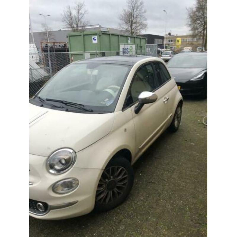 Fiat 500 1.2 2017 Wit - panorama dak , grootscherm