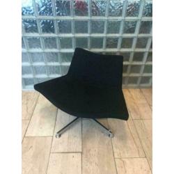 Atelier Deberenn Hero designfauteuil, zwart