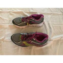 Saucony Omni 12 hardloopschoenen