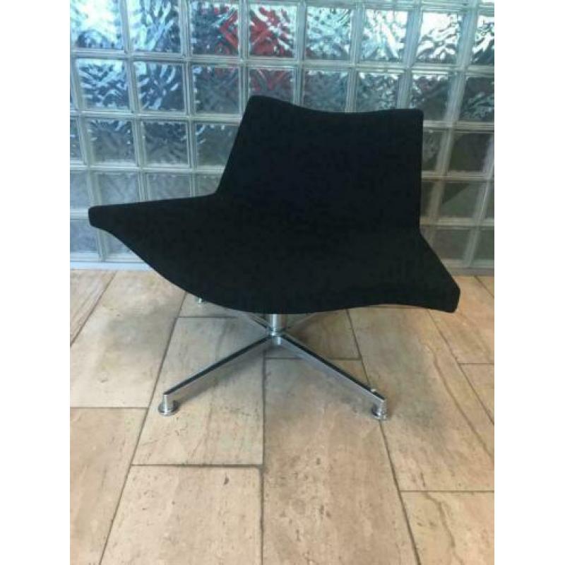Atelier Deberenn Hero designfauteuil, zwart