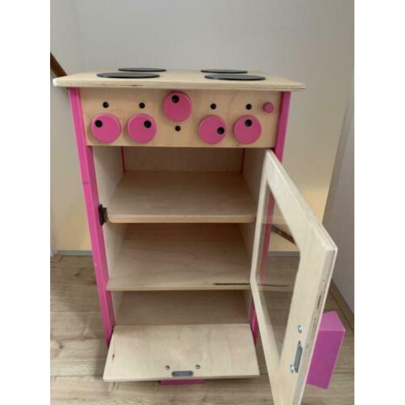 Prachtig mooi kinderfornuis met roze accenten