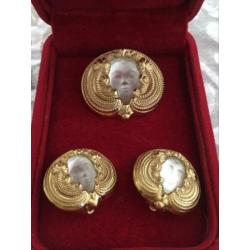 Lalique authentieke gesigneerde oorbellen en broche,prachtig