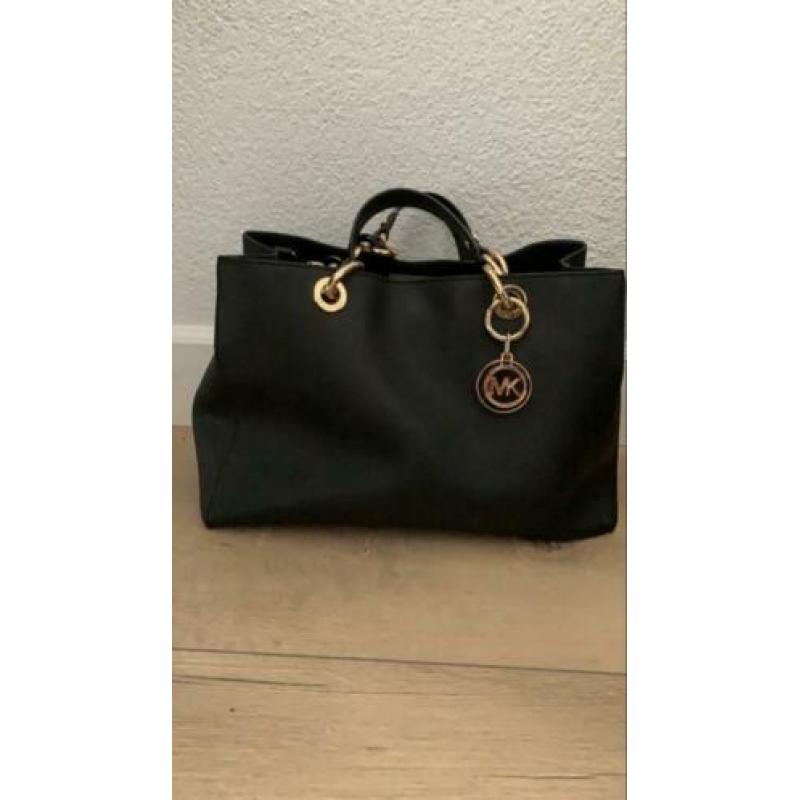 Stijlvolle lederen zwarte handtas Michael Kors