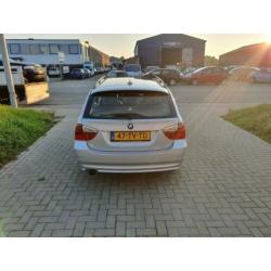 BMW 3-serie Touring 318i Business Line