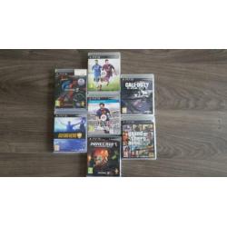 Playstation 3 met 7 spelletjes en 2 controller