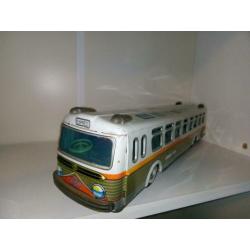 Grote blikken bus made in Japan