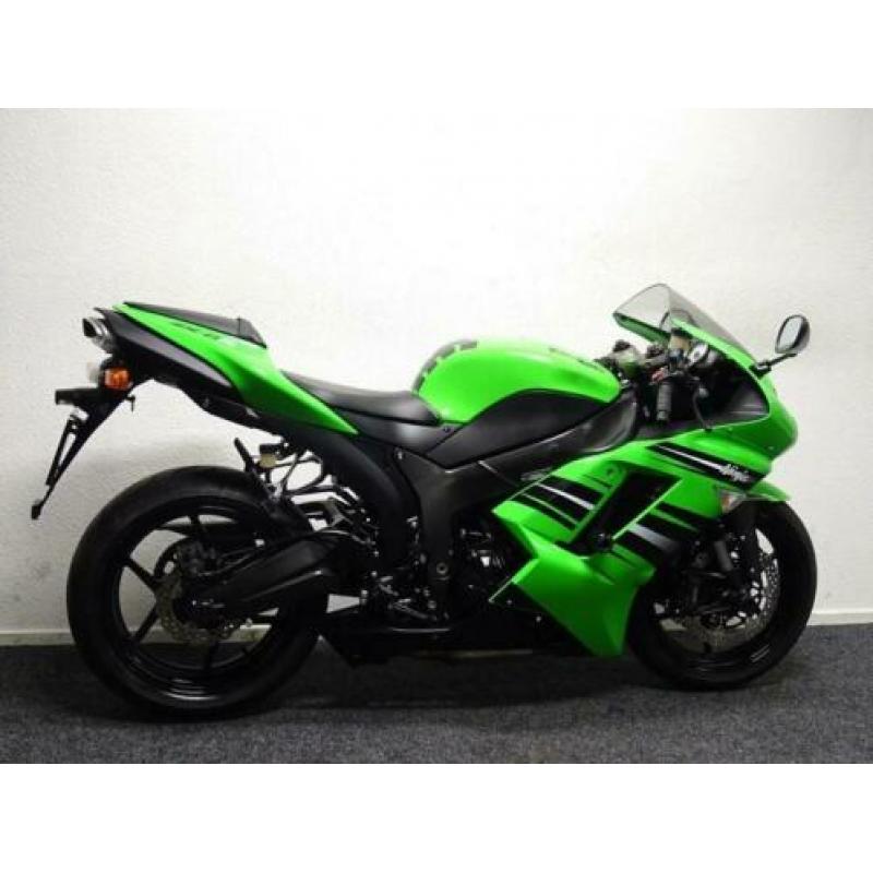 Kawasaki NINJA ZX-6R (bj 2008)