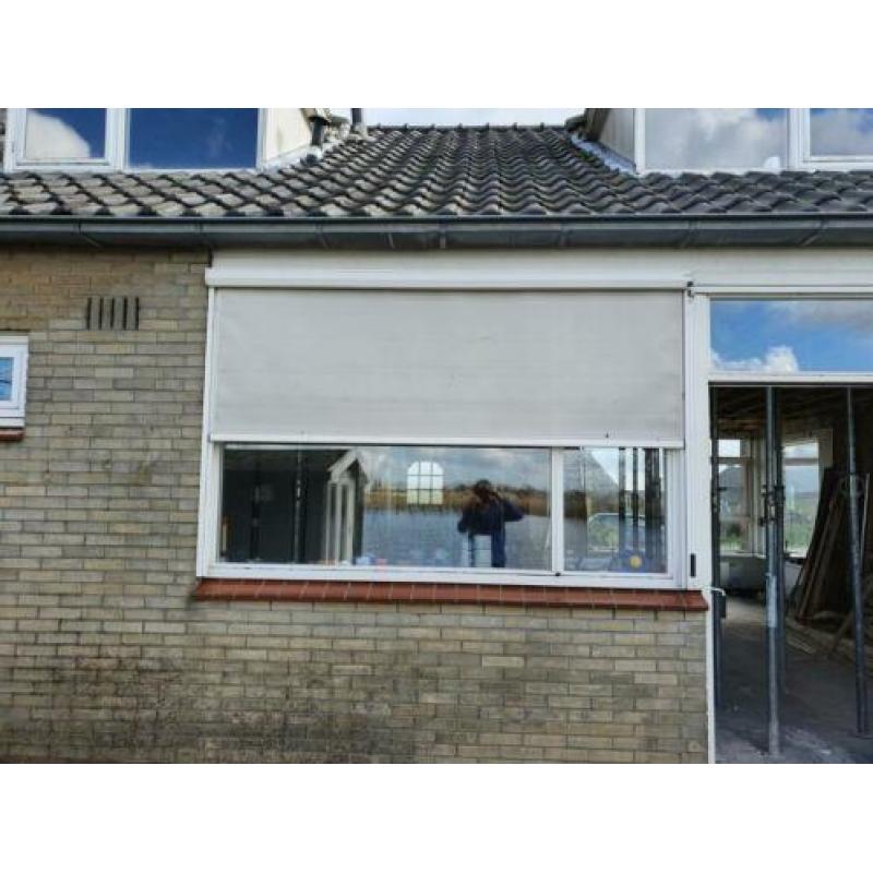 Screen, 3 stuks in goede staat