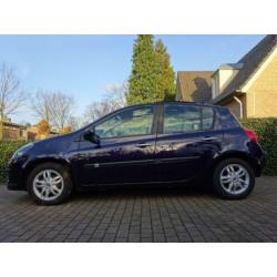 Renault Clio 1.2 16V 75PK 5-DRS Panoramadak Cruise control