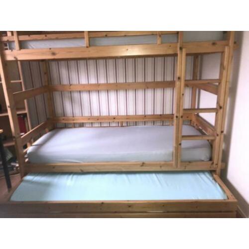 Houten Stapelbed met extra (slaap) lade Life Time