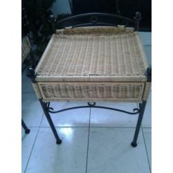 Rotan bed
