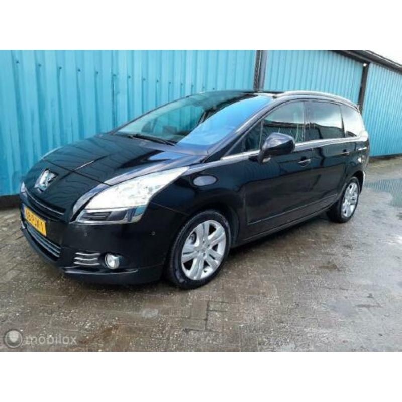 Peugeot 5008 1.6 THP Blue Lease Executive 7p.