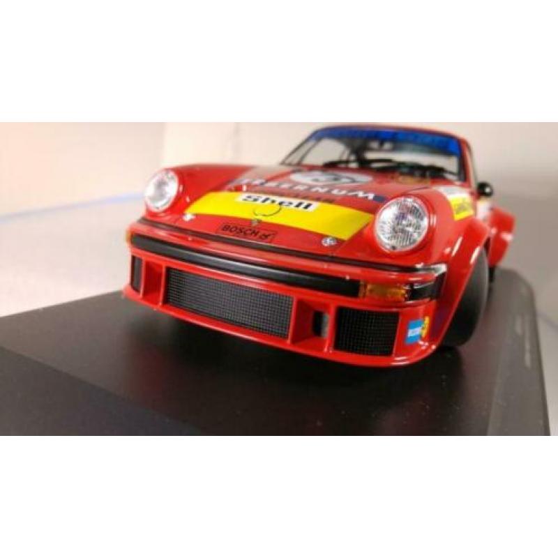 MiniChamps - 1:18 - Porsche 934 Toine Hezemans Winnaar EGT