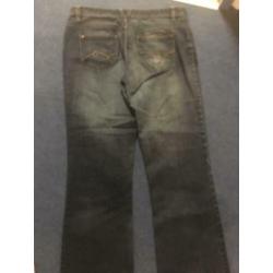 Blauwe jeans mt 40