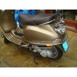 scooter vespa snor LX50 touring