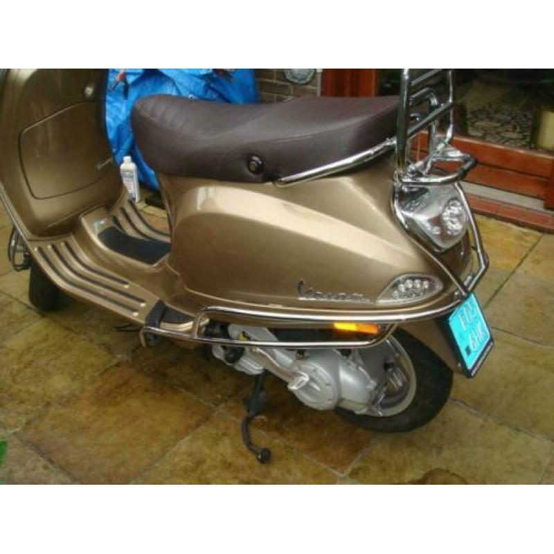 scooter vespa snor LX50 touring