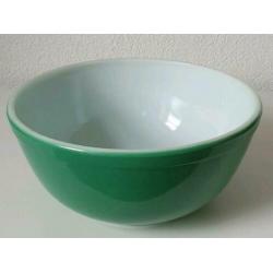 Vintage hoge (oven)schaal Pyrex USA groen melkglas