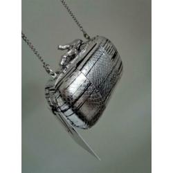 Diane von Furstenberg Clutch, zilver leer, origineel, Nieuw