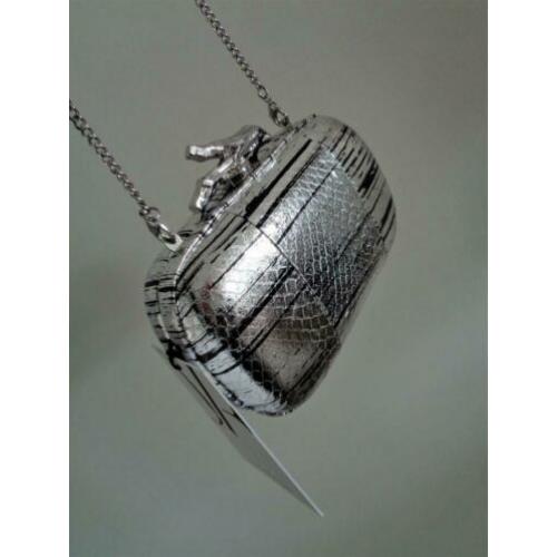 Diane von Furstenberg Clutch, zilver leer, origineel, Nieuw
