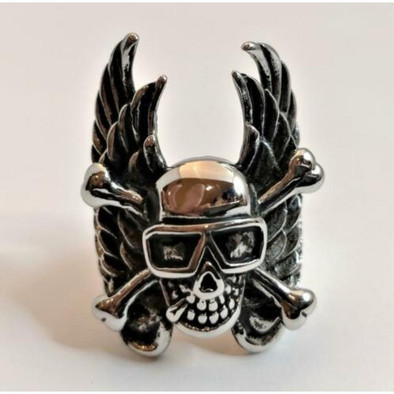 Stalen Schedel Ring met Knekels en Vleugels. Nr. 1801051